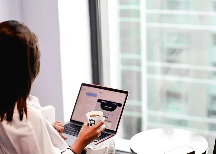 Otel The Royals İzmir