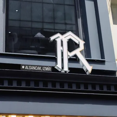 ホテル The Royals イズミル