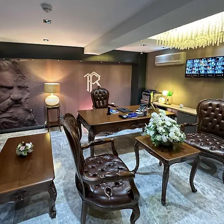 Hotel The Royals Izmir